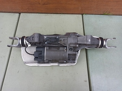 4M0501055AC задняя ось поворотная audi q7 q8 cayenne 9y