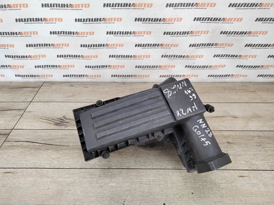 3C0129607BD Корпус воздушного фильтра VOLKSWAGEN Golf 5 2006 , , 3C0129607AD, 3C0129607BA
