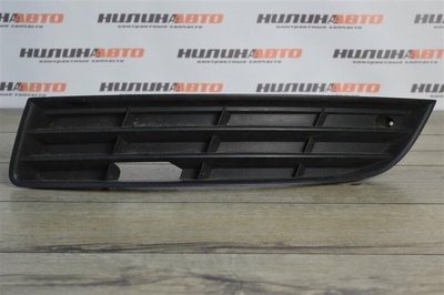 3C08536659B9 Решетка в бампер VOLKSWAGEN Passat B6 2007