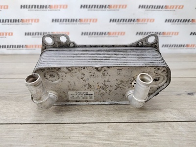 03L117021C Радиатор масляный SKODA Yeti 2013 , , 03L117021B