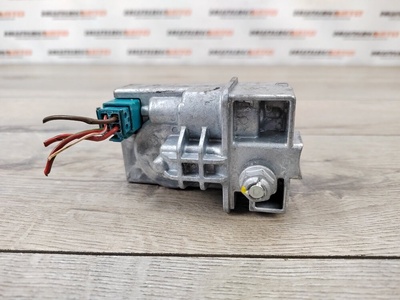 A2049005912 Блокиратор рулевой колонки MERCEDES W204 2012 , , A2045458132