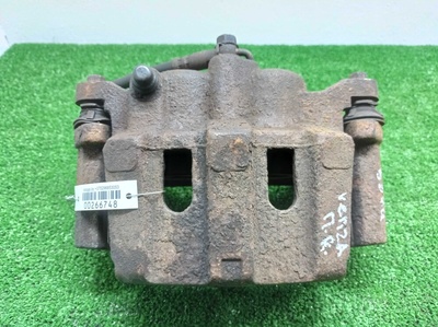 477300T010 Суппорт передний правый Toyota Venza (GV10) 2008 - 2012 2010 ,
