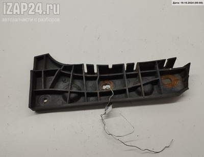 4B0807283B Кронштейн бампера переднего L Audi A6 C5 (1997-2005) 2000