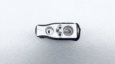 8020052000 Клапан кондиционера Geely Monjaro KX11 2024 , 8889609023