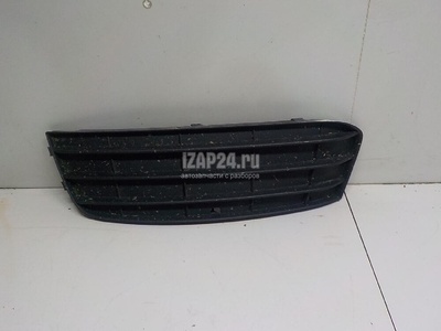 8K080768101C Решетка в бампер левая VAG A4 [B8] (2007 - 2015)