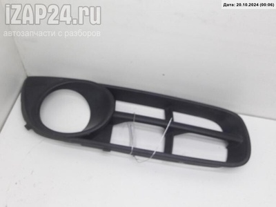 5j0853666 Решетка (заглушка) в бампер Перед. R Skoda Roomster 2006