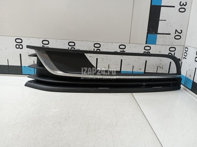 3AA8546619B9 Решетка в бампер левая VAG Passat [B7] (2011 - 2015)