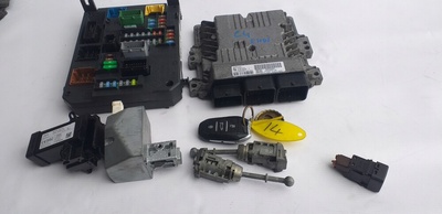 9800268980 citroen c4 ii пикассо блок управления двигателя комплект keyless 1.6ehdi