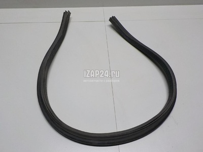 8V0823723 Уплотнитель капота VAG A3 [8V] (2013 - 2020)