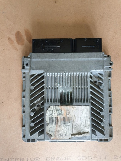 4G0907551A блок управления двигателя