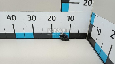 LR071107 Кнопка многофункциональная Land Rover Discovery V 2017