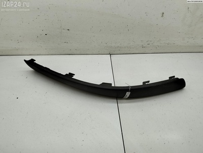 3B0807718D Молдинг бампера переднего R Volkswagen Passat B5+ (GP) 2001