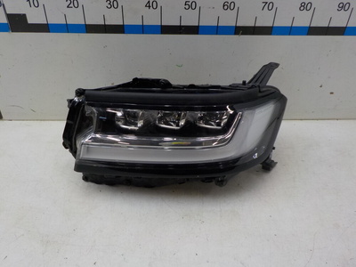 8118560Q50 Фара левая Toyota Land Cruiser 300 Series 2021-