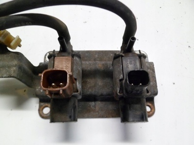 K5T46597 Mazda 1.8 2.0 16V ZAWÓR PODCIŚNIENIA 4M5G - 9A500 - NB