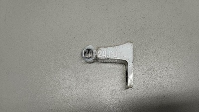 J606106022DY Петля двери Chery Tiggo 4 2017