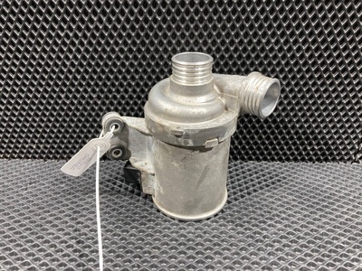 11518625098 Помпа BMW 6 F06/F12/F13 2013 ,8625098