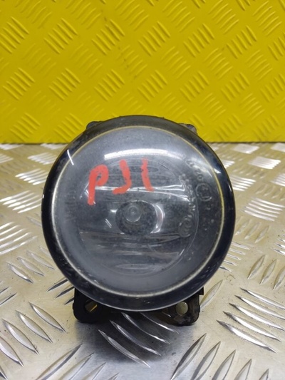 8321A034 Фара противотуманная правая Mitsubishi Pajero IV (2006-2019) Внедорожник 2007 , MN142091