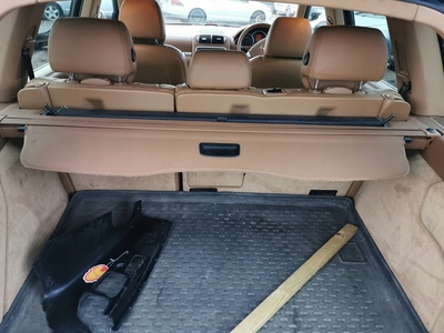 2002r порше cayenne 1 7l5 от 2005 шторка багажника
