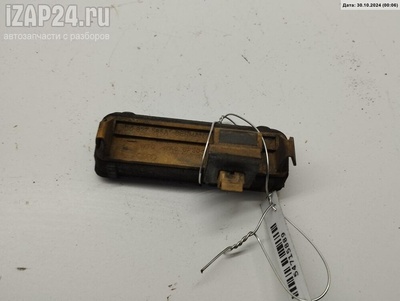 8D0827565A Кнопка открывания багажника Audi A4 B5 (1994-2001) 1999