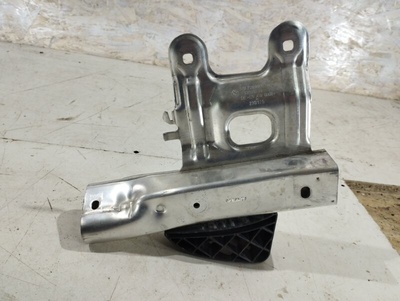 51117289909 Кронштейн усилителя бампера BMW 4-Series F32
