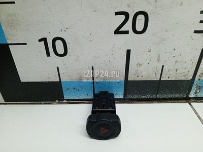 252905315R Кнопка аварийной сигнализации Renault Logan (2005 - 2014)
