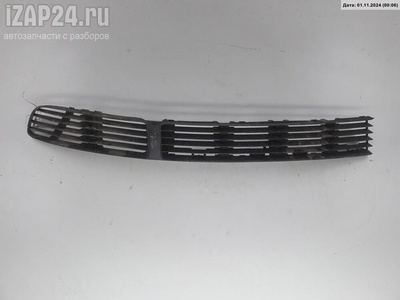 3b0853677b Решетка (заглушка) в бампер Перед. L Volkswagen Passat B5 1999