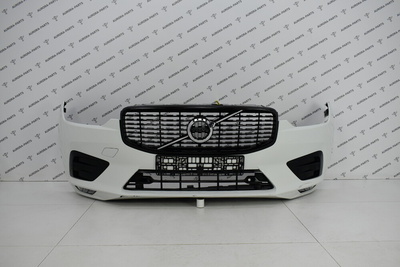 Бампер передний в сборе R-Design Volvo XC60 UZ 2017