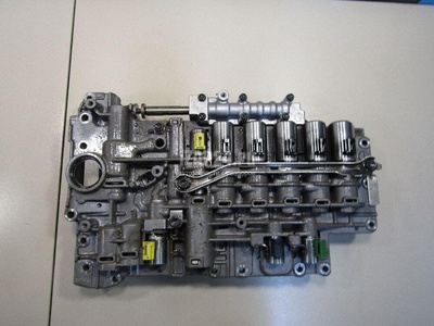 0C8325039 Блок клапанов VAG Q7 [4L] (2005 - 2015)
