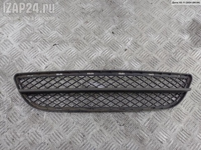 7134074 Решетка (заглушка) в бампер Перед. BMW 3 E90/E91/E92/E93 (2005-2013) 2005