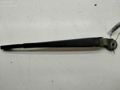 1J6955707A Щеткодержатель (поводок стеклоочистителя) задний Volkswagen Golf-4 2001