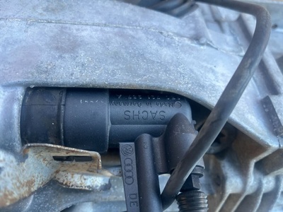 8E0721257A Цилиндр сцепления рабочий Audi A4 B5 1999