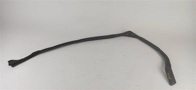 KB7W7376ZA Уплотнитель двери задней левой MAZDA CX5 KF 2019 KB7W-73-76ZA