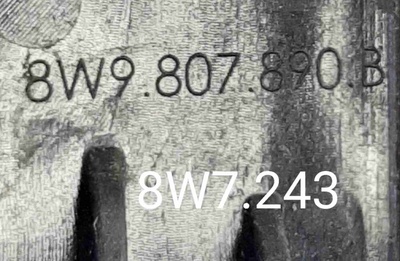8W9807890B Кронштейн крепления бампера заднего Audi A4 B9 (2015—2020) 2019