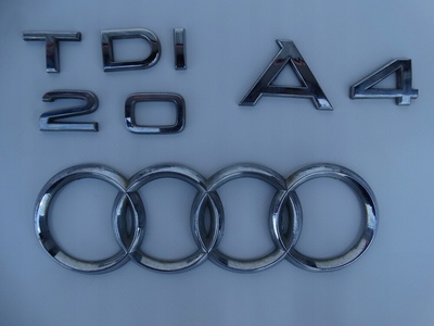 Эмблема значек логотип крышка багажника задняя audi a4 b6 b7