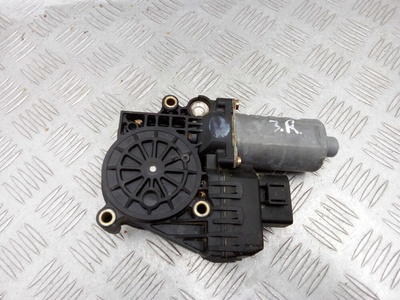 0130821784 Моторчик стеклоподъемника Audi A6 C5 (4B2) 1997 - 2001 1998 ,