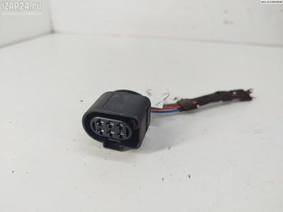 1J0973733 Разъем (фишка) проводки Audi A4 B6 (2001-2004) 2002