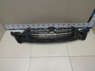 98018850XT Решетка радиатора Citroen-Peugeot C4 II 2011