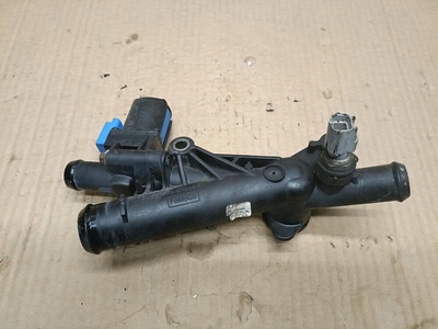 IIB4164T патрубок головки радиатора 1.6 ecoboost mondeo focus c - max kuga bm5g - 8k556 - ea
