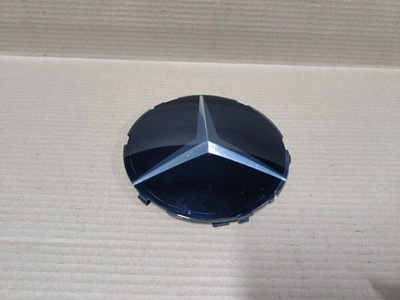 A0008880011 Эмблема решетки радиатора Mercedes C-klasse W205 2014-