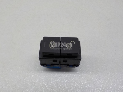 LR071264 Кнопка центрального замка Land Rover Range Rover IV 2013