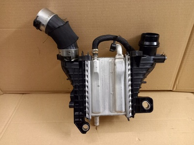 144967867R интеркулер dacia duster dokker renault clio v 144804914r