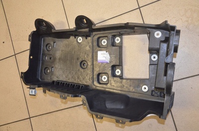 68472 подставка под аккумулятор джип wrangler jl 18