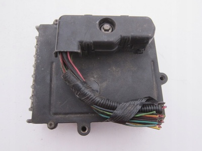 04686760AD KOMPUTER P CHRYSLER