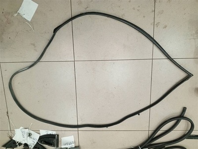 0K2A158760C Уплотнитель двери передней правой Kia Spectra 2000-2011 2007