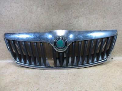 1z0853668a Решетка радиатора Skoda Octavia (A5 1Z-) 2004-2013