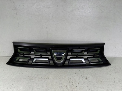 623102515r решетка радиатора dacia duster ii 2 17 - под камеру