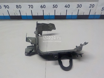 4M0821132E Кронштейн крепления крыла VAG Q7 [4M] 2015