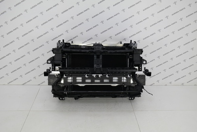 8W0121251AB Кассета радиаторов в сборе с передней панелью (2024г.) VW Touareg 2018