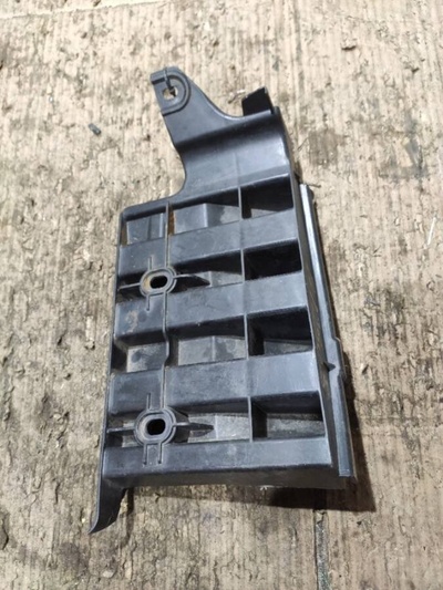 4f5807897b Кронштейн крепления бампера заднего Audi A6 C6 (S6,RS6) 2007