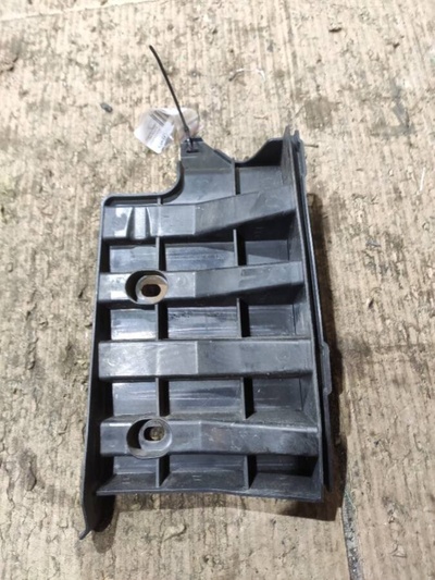 4f5807898b Кронштейн крепления бампера заднего Audi A6 C6 (S6,RS6) 2007